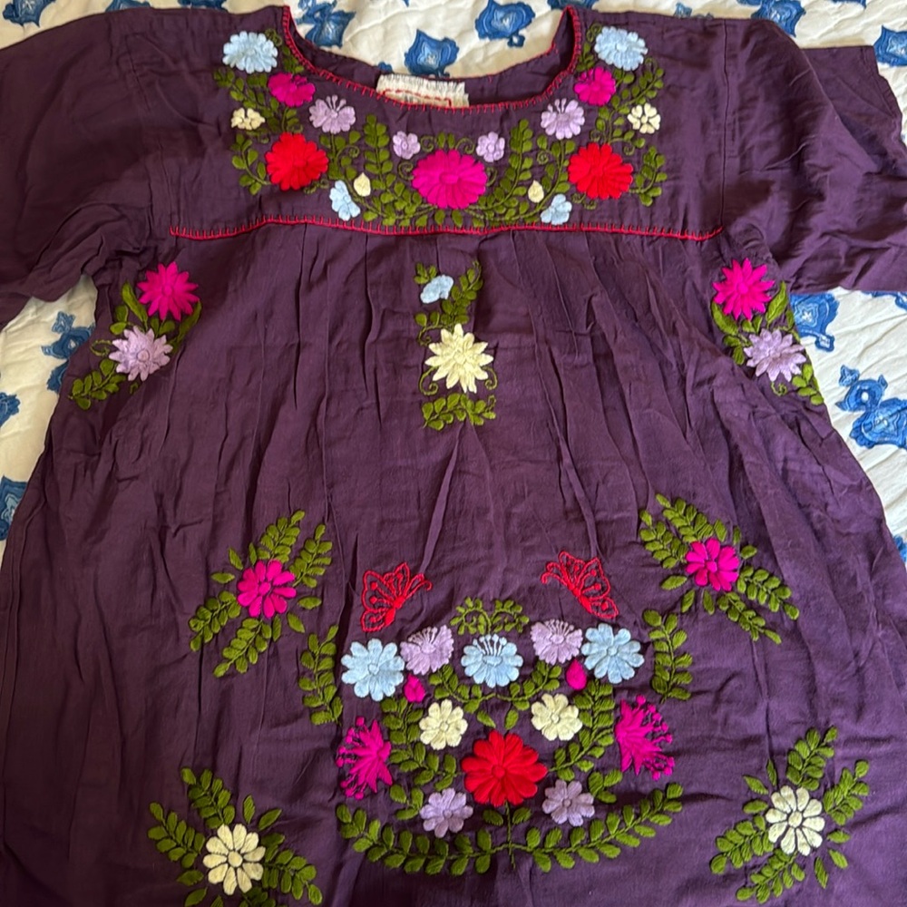 Siren xx Mexican embroidered top